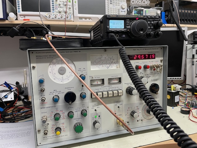 Auf dem Funkmessplatz steht der FT897.